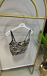 Zebra Desenli Toparlayıcı Crop
